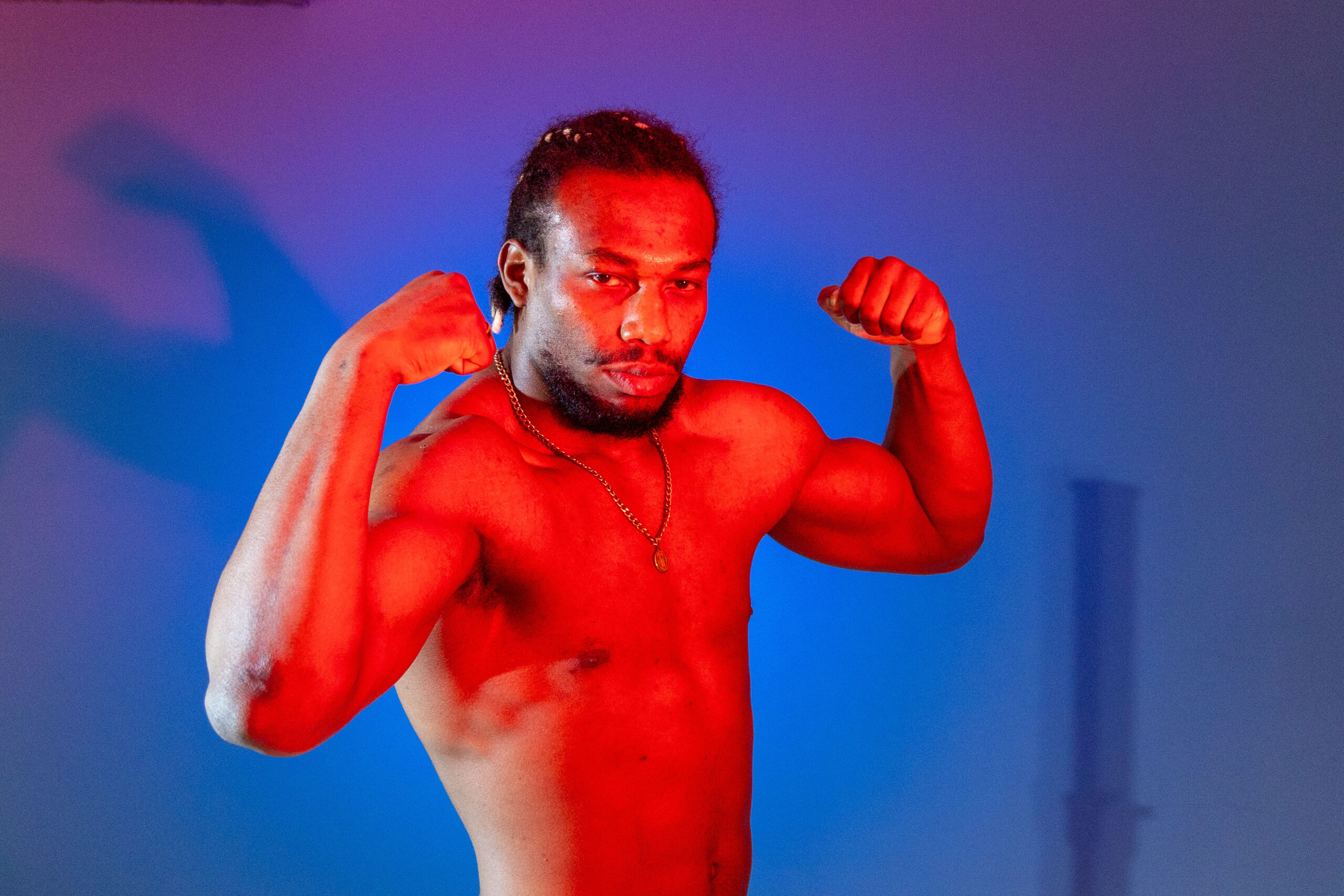 El peleador ecuatoriano Mayton Perea obtiene un contrato oficial con la UFC