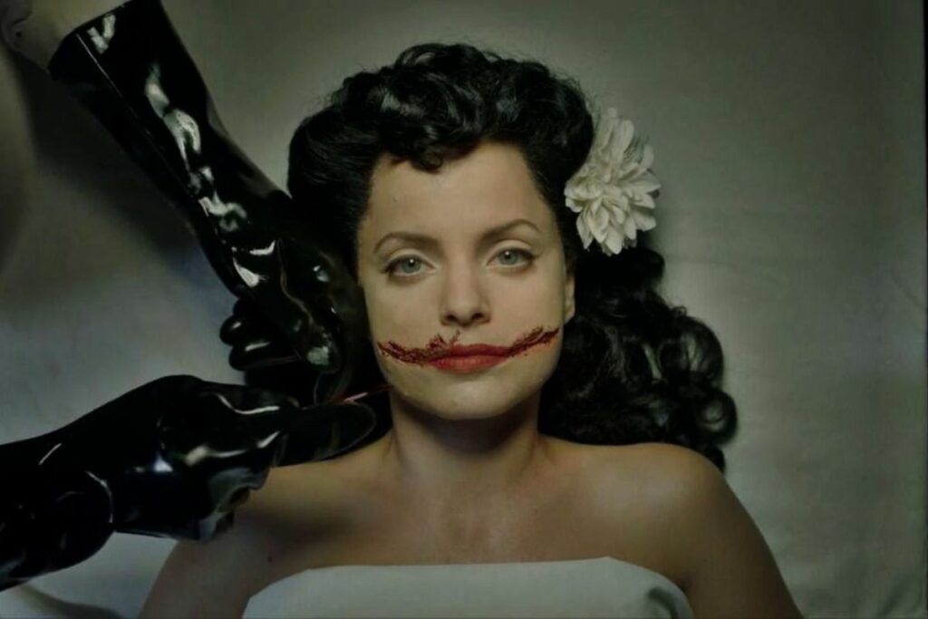 Fue Elizabeth Short en 'American Horror Story'.