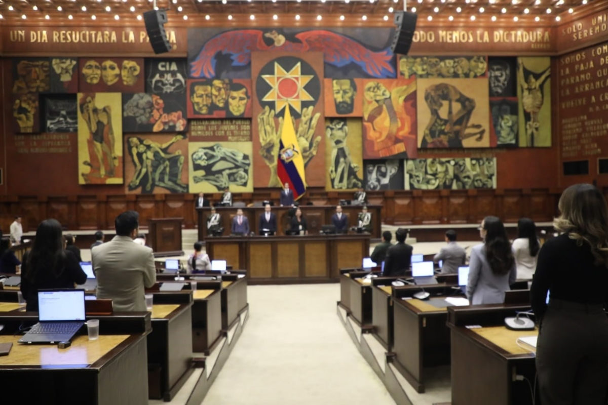 Ecuador lawmakers speed reforms after attack on child