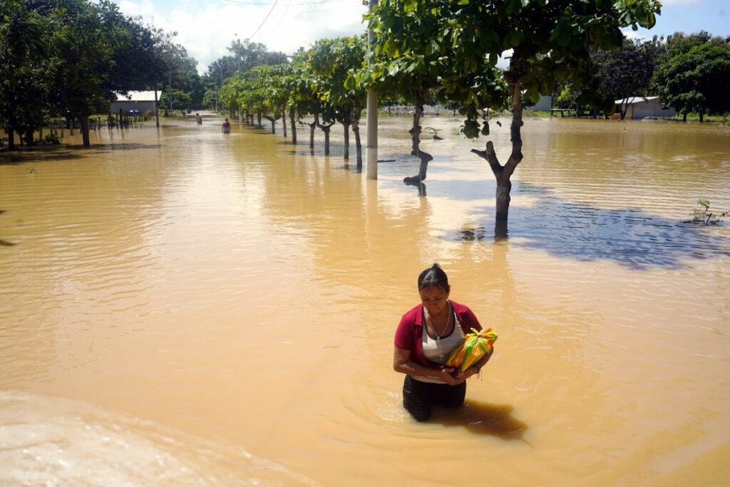 Las fuertes lluvias en Balao causaron inundaciones.