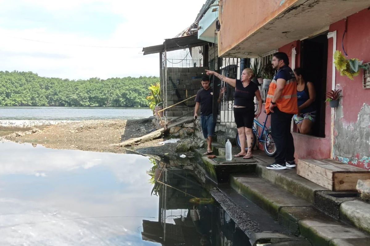 Desbordamiento de ríos en Esmeraldas y Guayas deja familias afectadas