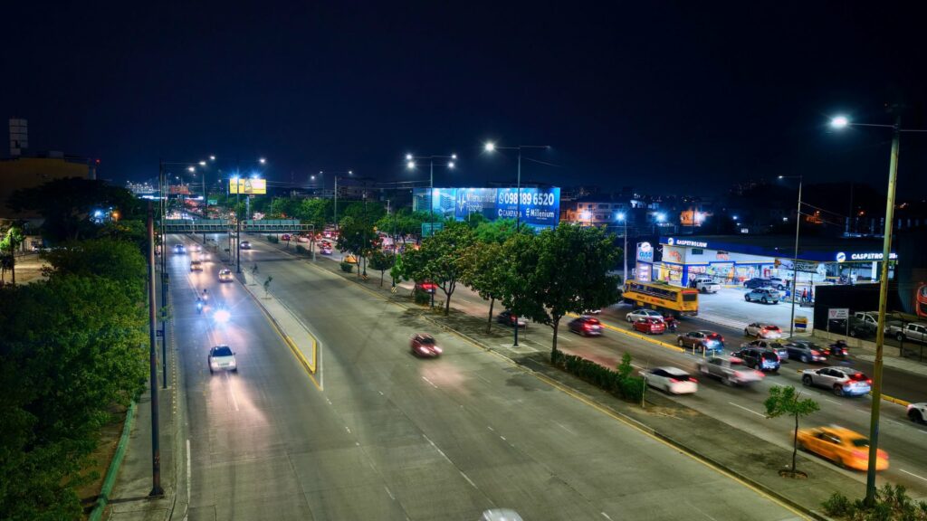 El toque de queda regirá desde las 00:00 hasta las 05:00, a parttir del 17 de septiembre.
