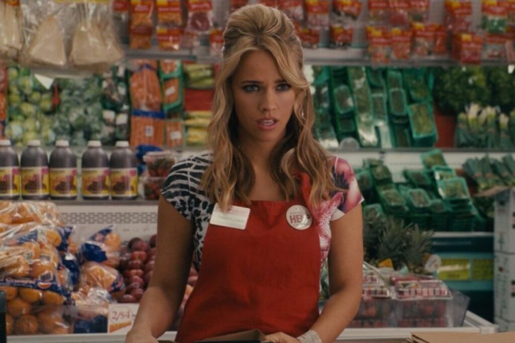 Jessica Barth como Tami-Lynn.