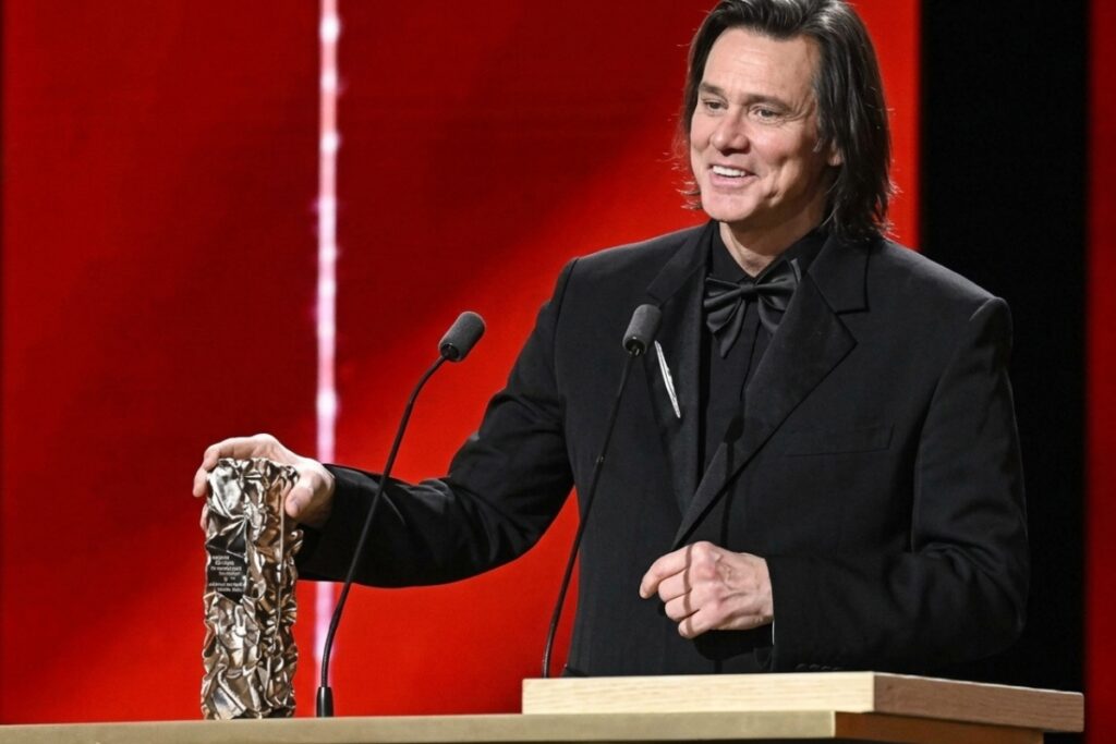 Jim Carrey y Min Ah dan un paso más en su relación con una boda privada