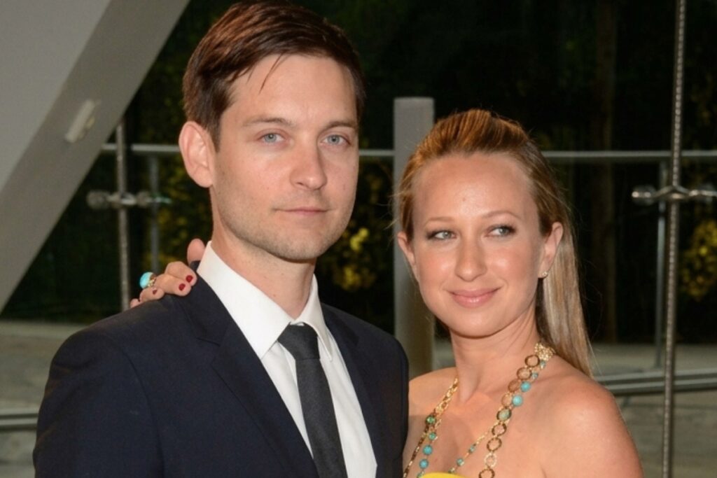 Tobey Maguire pone fin legalmente a su matrimonio con Jennifer Meyer.