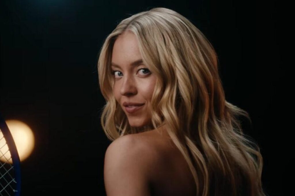 Sydney Sweeney responde a los cuestionamientos con una nueva publicidad.