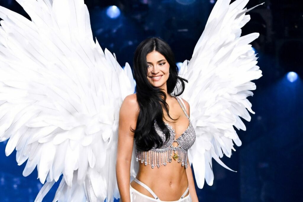 Kylie Jenner fue escogida por la marca Victoria’s Secret para usar el mítico Fantasy Bra.