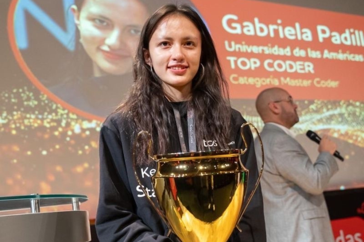 Ecuador — La programadora ecuatoriana que ganó Codificadas 2026 con inteligencia artificial
